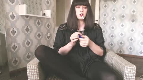 mia_wallase online show from May 17, 2:59 pm