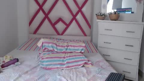 Jessika online show from May 19, 4:03 pm