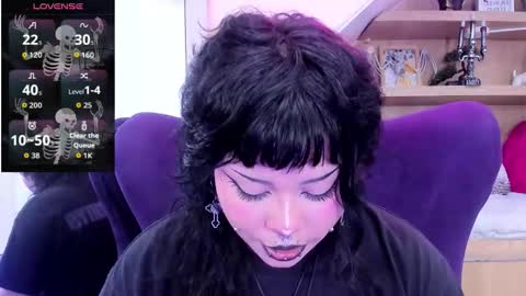 Mia online show from January 14, 4:15 pm