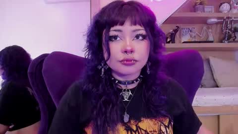 Snapshot of miaamane chatting on September 13, 3:31 am Mia online show from September 13, 3:31 am