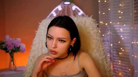 Snapshot of miacain_ chatting on September 29, 5:12 pm MiaCain online show from September 29, 5:12 pm