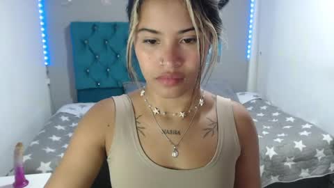 miacumgirl online show from May 26, 12:33 pm