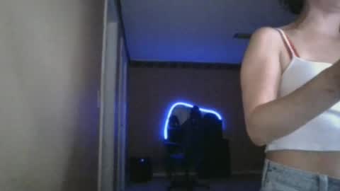miaellababy online show from July 2, 3:23 am