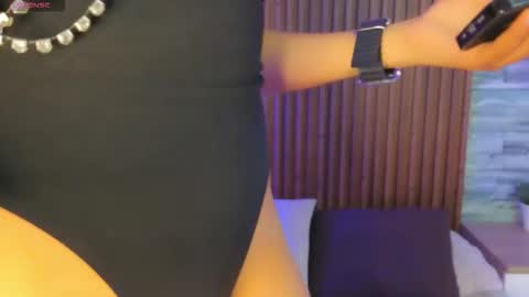 miagomezx online show from March 5, 8:51 pm