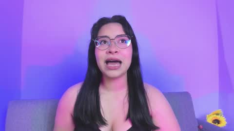 miah new independent model acount online show from December 14, 2:18 am