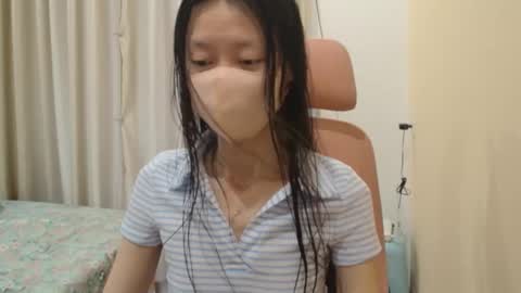 miahchan68 online show from March 1, 9:46 am