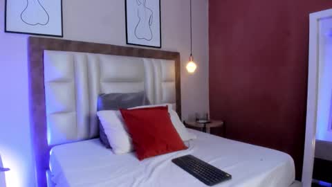 miahertz online show from March 4, 12:40 am