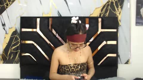 miahotcs online show from May 9, 4:35 pm