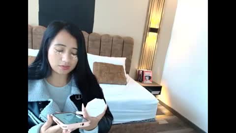 Snapshot of miahotmez chatting on September 18, 12:42 pm MIA HOTMEZ online show from September 18, 12:42 pm