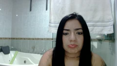 Mia y alejandro online show from August 8, 11:37 pm