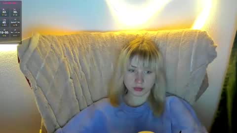 miakimiko online show from June 21, 1:23 am