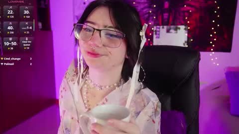 Lili online show from March 20, 1:43 am