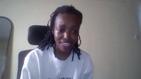 Muffin online show from March 21, 1:38 pm