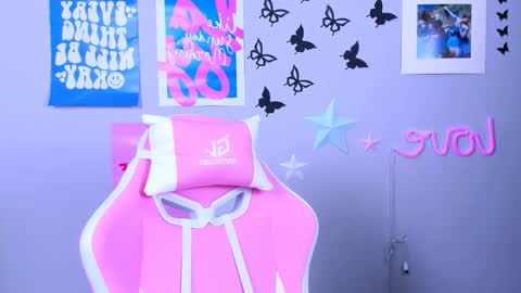 miamilas online show from December 10, 4:24 am