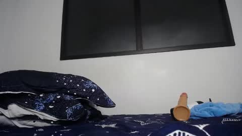 Mia online show from February 24, 1:13 am