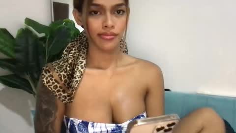 Snapshot of miapasita chatting on September 22, 2:54 pm Mia online show from September 22, 2:54 pm