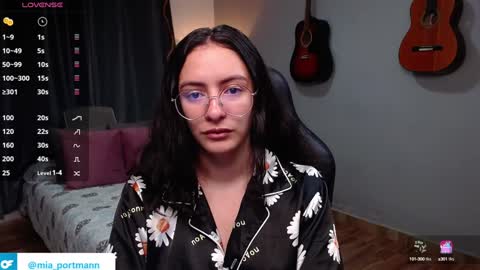 MIAPORTMANN online show from January 3, 7:49 am