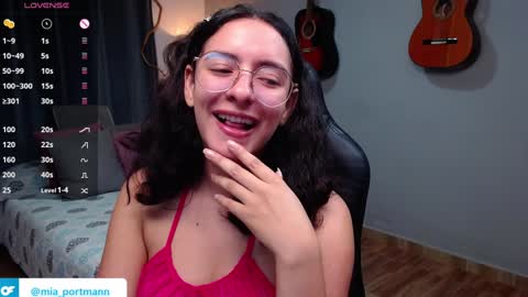 MIAPORTMANN online show from January 9, 9:16 am