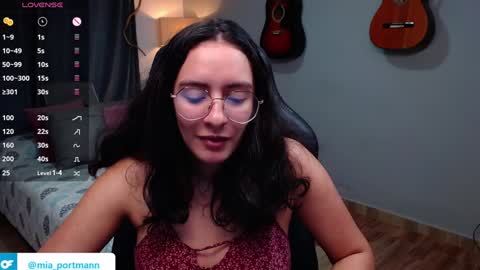 MIAPORTMANN online show from January 15, 12:15 pm