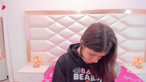 Sweetie Mia online show from March 11, 12:28 pm