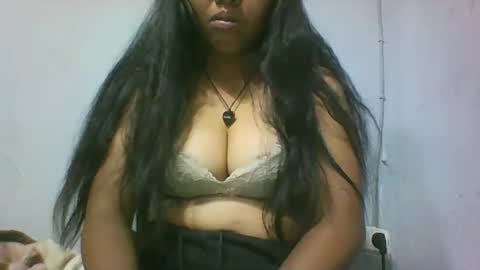 miarii online show from January 13, 5:59 am