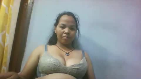 miarii online show from March 24, 9:48 am