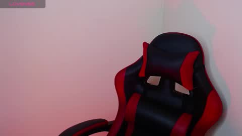 miarobinn_ online show from September 15, 11:22 am