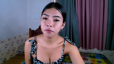 Pau and jence online show from May 22, 2:29 am