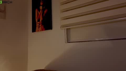 Mia online show from November 5, 11:18 pm