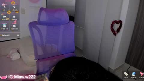 Mia Wilsson online show from March 28, 2:35 am