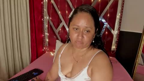 micaelahott_ online show from February 7, 3:31 am