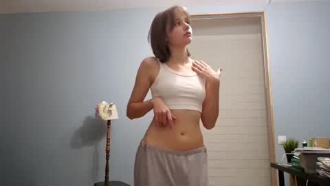 Snapshot of micasulejmanovski chatting on October 7, 5:20 pm Luna online show from October 7, 5:20 pm