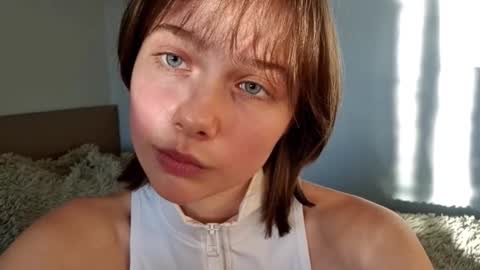 Snapshot of micasulejmanovski chatting on September 25, 2:57 pm Luna online show from September 25, 2:57 pm