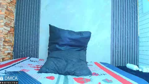 Snapshot of mich_marin chatting on September 29, 11:20 am mich_marin online show from September 29, 11:20 am