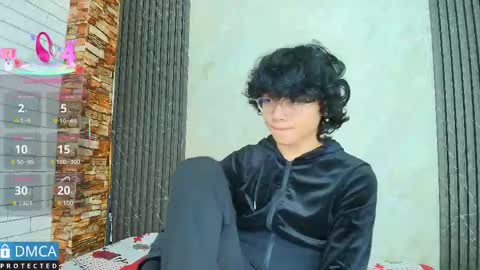 Snapshot of mich_marin chatting on September 23, 11:15 am mich_marin online show from September 23, 11:15 am