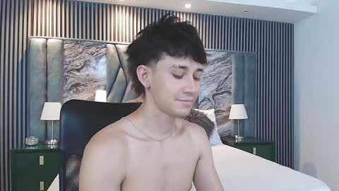 Michael online show from February 11, 7:50 pm