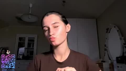 Snapshot of michael_pors chatting on October 19, 2:22 pm Emily online show from October 19, 2:22 pm