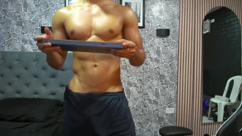 michael_torres15 online show from September 18, 4:16 am