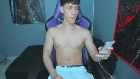 Michael online show from October 25, 4:24 am