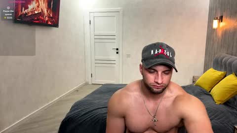 Snapshot of michaelbradley_for_u chatting on September 14, 8:43 pm michaelbradley_for_u online show from September 14, 8:43 pm
