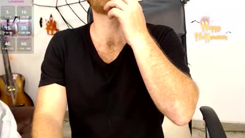 Michael  Contenido explcito online show from October 18, 5:22 am