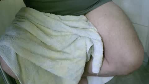 Snapshot of michelclaude chatting on October 6, 2:46 pm michelclaude online show from October 6, 2:46 pm
