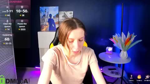 michele_mack online show from February 27, 2:46 am