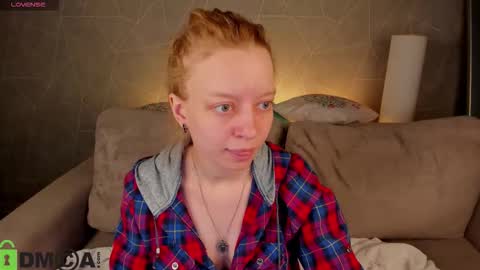 michelle_blond online show from March 22, 8:29 am