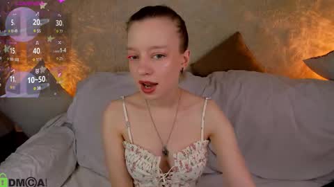 michelle_blond online show from December 15, 9:16 am