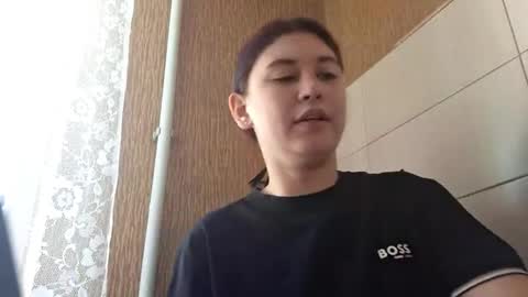 Leila online show from March 2, 10:33 am