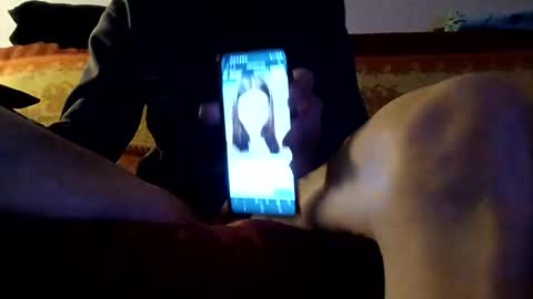 mickavis1975 online show from October 22, 9:27 pm