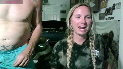 Snapshot of mickey85knoxx chatting on September 29, 3:16 am mickey85knoxx online show from September 29, 3:16 am