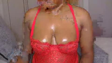 Kelly online show from April 1, 1:52 pm