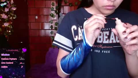 Midori 7u7 online show from March 31, 5:13 pm